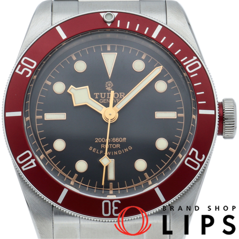 ヘリテージ ブラック ベイ ウォッチ バラ文字盤