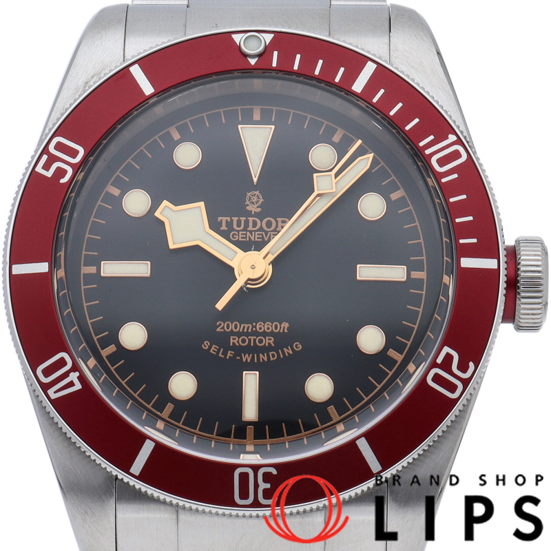 ヘリテージ ブラック ベイ ウォッチ バラ文字盤