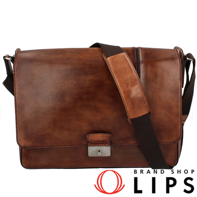 ショルダーバッグ