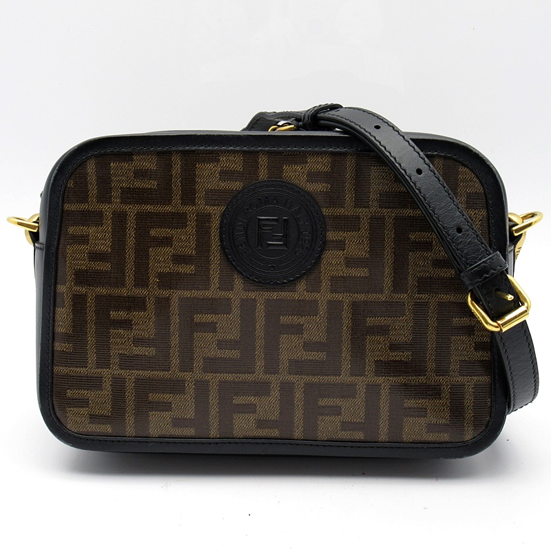 ズッカ キャム ショルダーバッグ