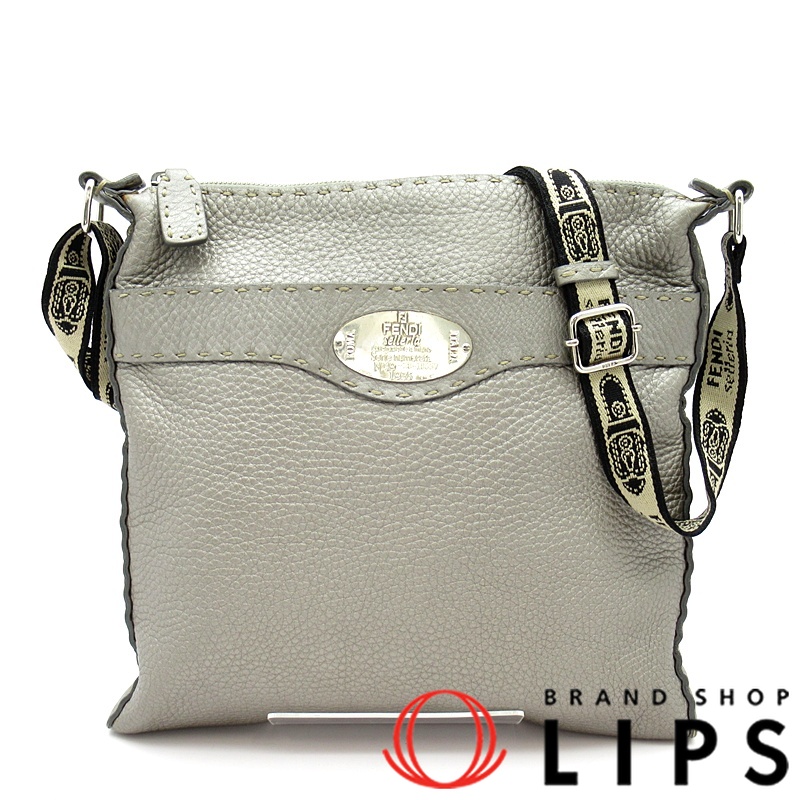 セレリア ショルダーバッグ