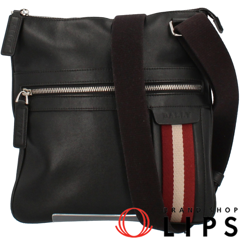 ショルダーバッグ