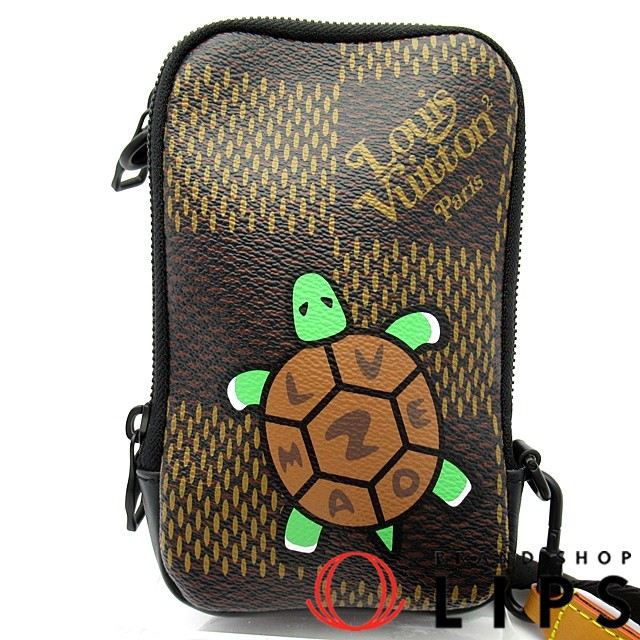 ダブルフォンポーチ NIGOコラボ