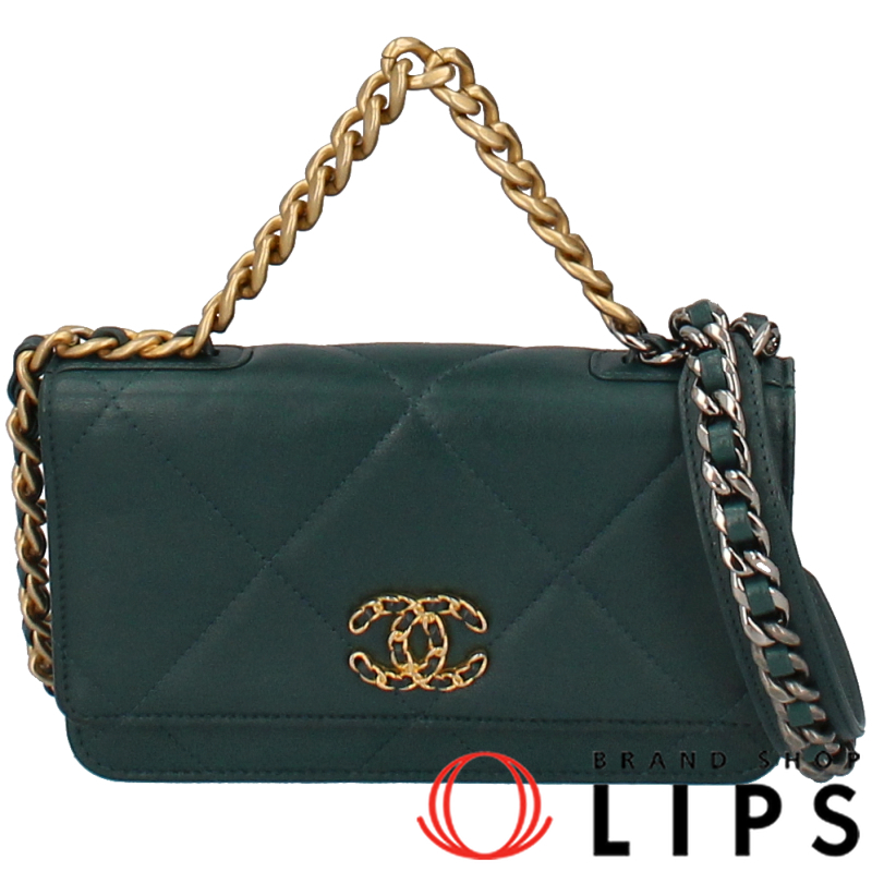 シャネル19 チェーンウォレット