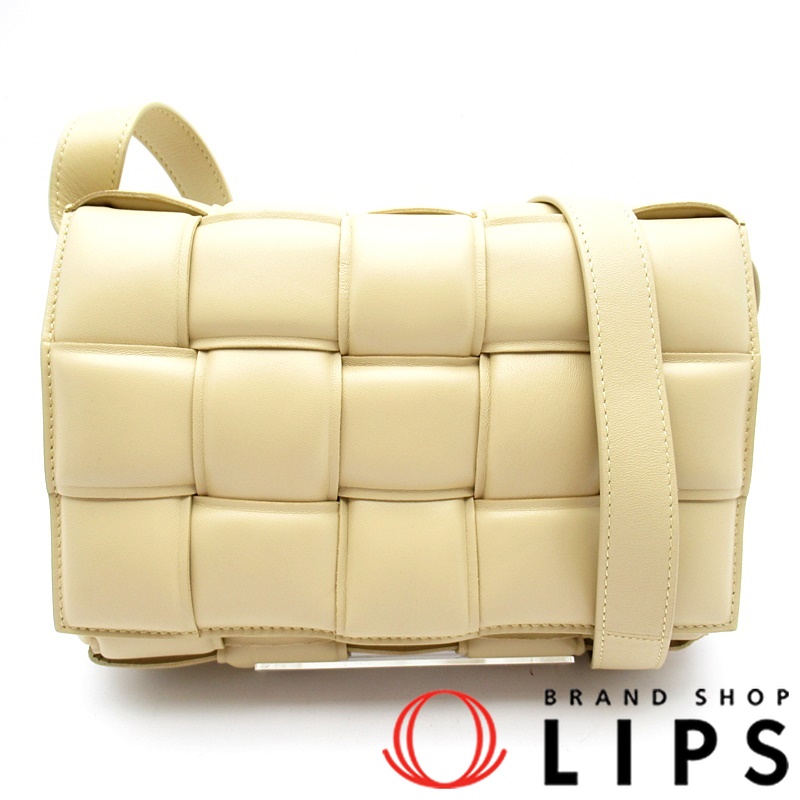 パデッド カセット ショルダーバッグ