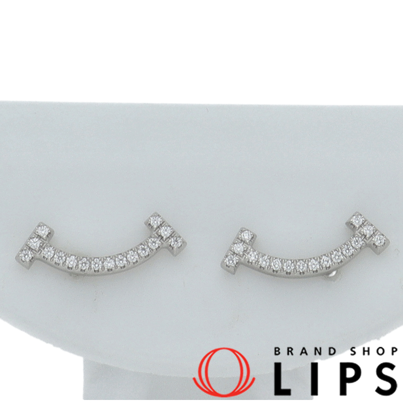 Tスマイル ダイヤ ピアス