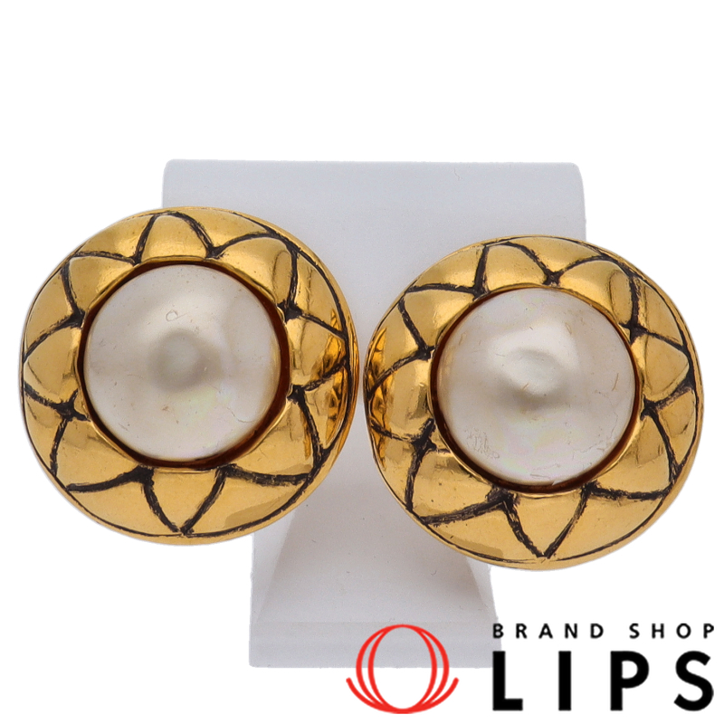 フェイクパールイヤリング