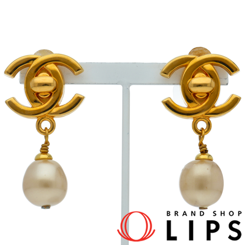 ターンロック フェイクパール イヤリング