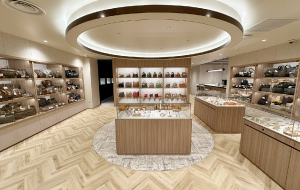 リップス札幌パルコ店